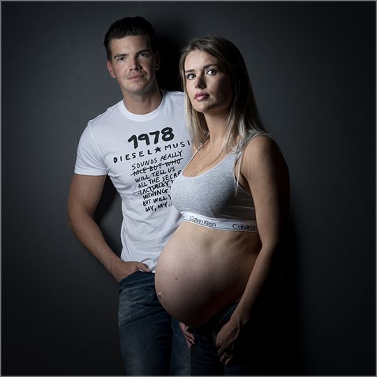 fotoshoot zwanger buik baby gezin Helmond eindhoven venlo Foto ID_193.jpg